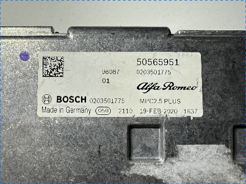 HALF Camera Stelvio/Giulia