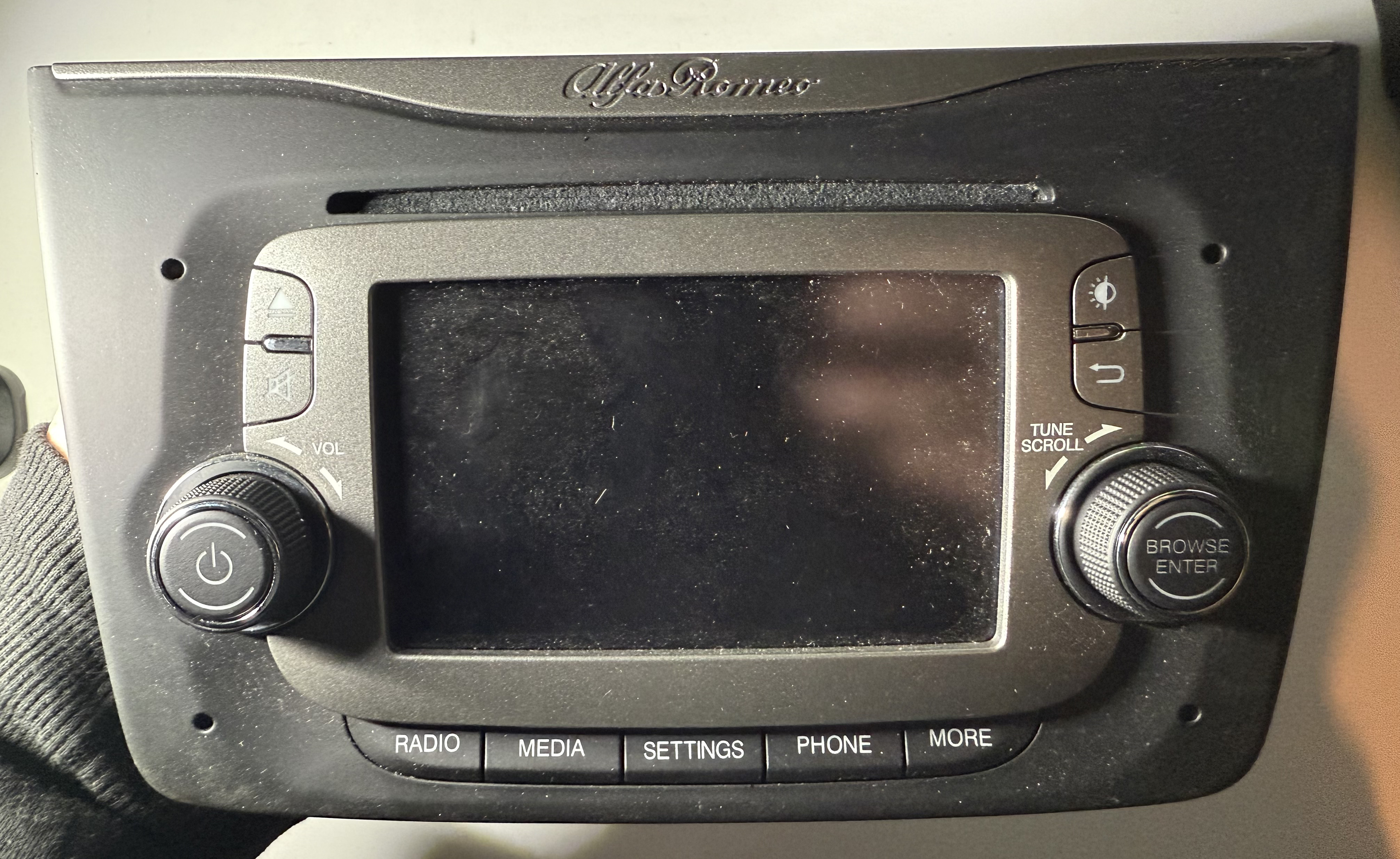 Alfa Romeo MM Module (Radio, Multimedia) - 01561062040