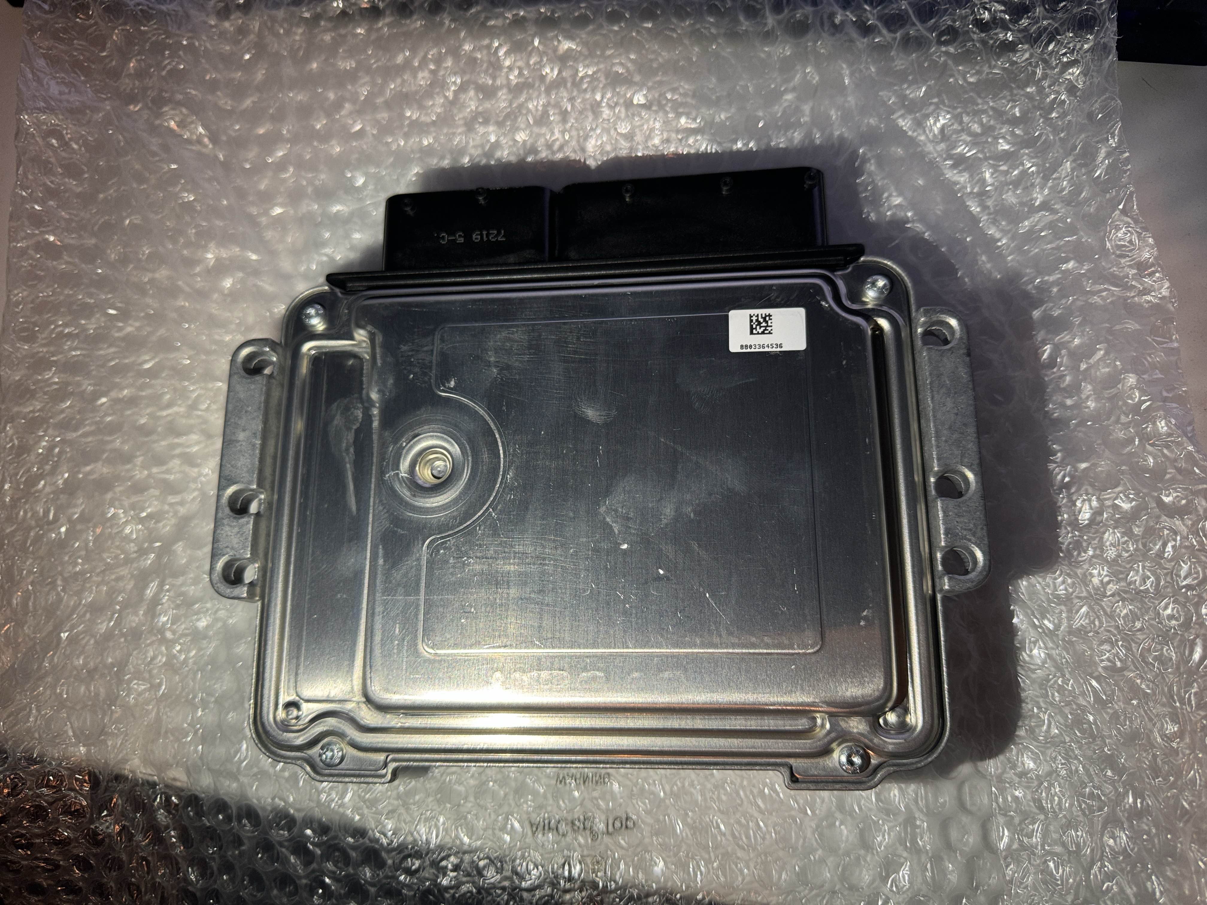 Alfa Romeo ECU - 0281013533 - 2